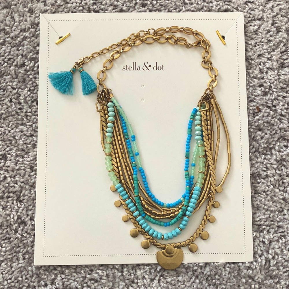 Stella & Dot Isla Disc Statement necklace